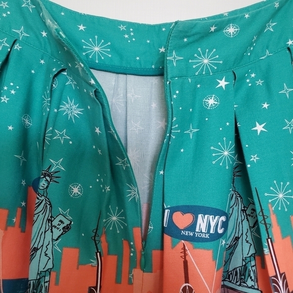 NOVELTY 'NEW YORK' PRINT SKIRT PLEATED FUN QUIRKY VACATION RETRO ROCKABILLY (S) - Picture 11 of 14